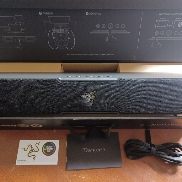 Razer Leviathan V2X Bluetooth Gaming Soundbar RGB Lighting PC Mobile USB-C - Picture 1 of 4